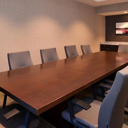 Courtyard By Marriott St. Louis St. Peters Hotel Saint Peters Bagian luar foto