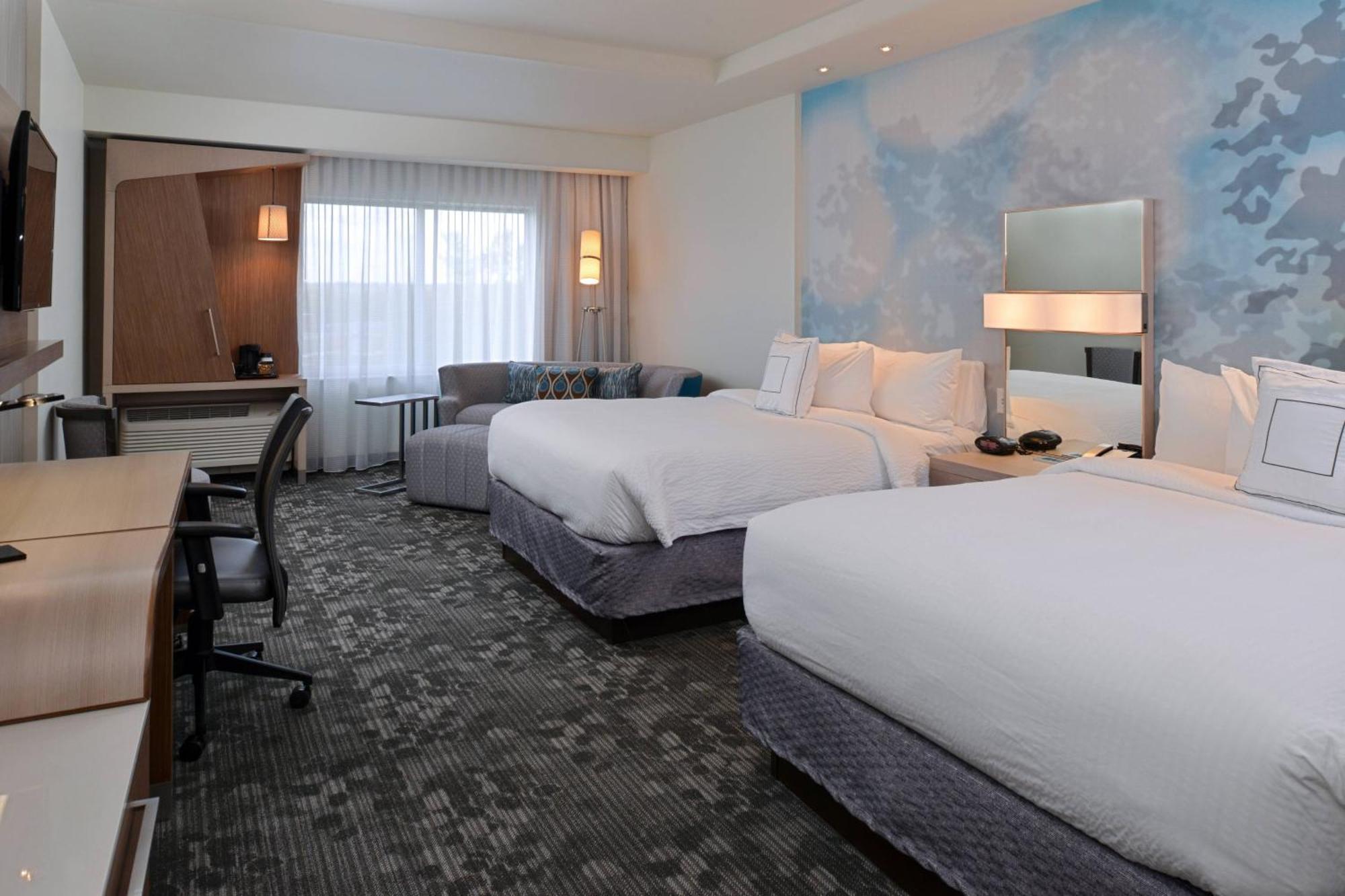 Courtyard By Marriott St. Louis St. Peters Hotel Saint Peters Bagian luar foto